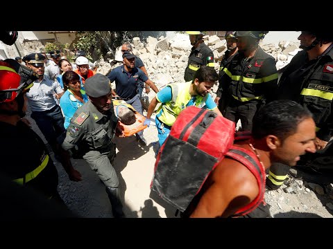 Three brothers rescued from rubble of Ischia earthquake - Three brothers rescued from rubble of Ischia earthquake