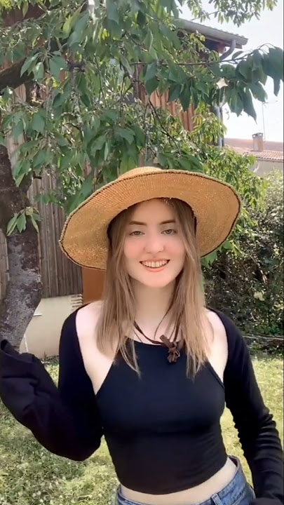 Cinta Merah Jambu Cover Bule #bule #indonesia #cintamerahjambu #cover