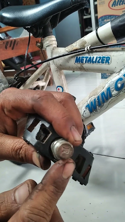Cara melepas pedal sepeda dengan benar