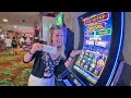 My Wife Hit THE MAJOR JACKPOT On This Las Vegas Slot Machine! (Amazing Slot WIN)