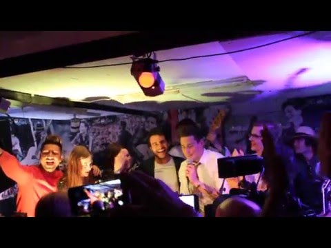 ESCKAZ in Stockholm:  Eurovision-2016 stars - Hey Jude (Douwe Bob bar opening)