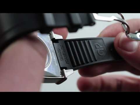 Girard-Perregaux Vintage 1945 XL Chrono Luxury Watch Review