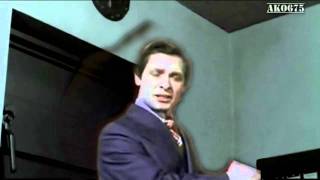 The Trololo guy is back in Hitlers office!
But this time hes singing something different. The Trololo guy is back in Hitlers office!
