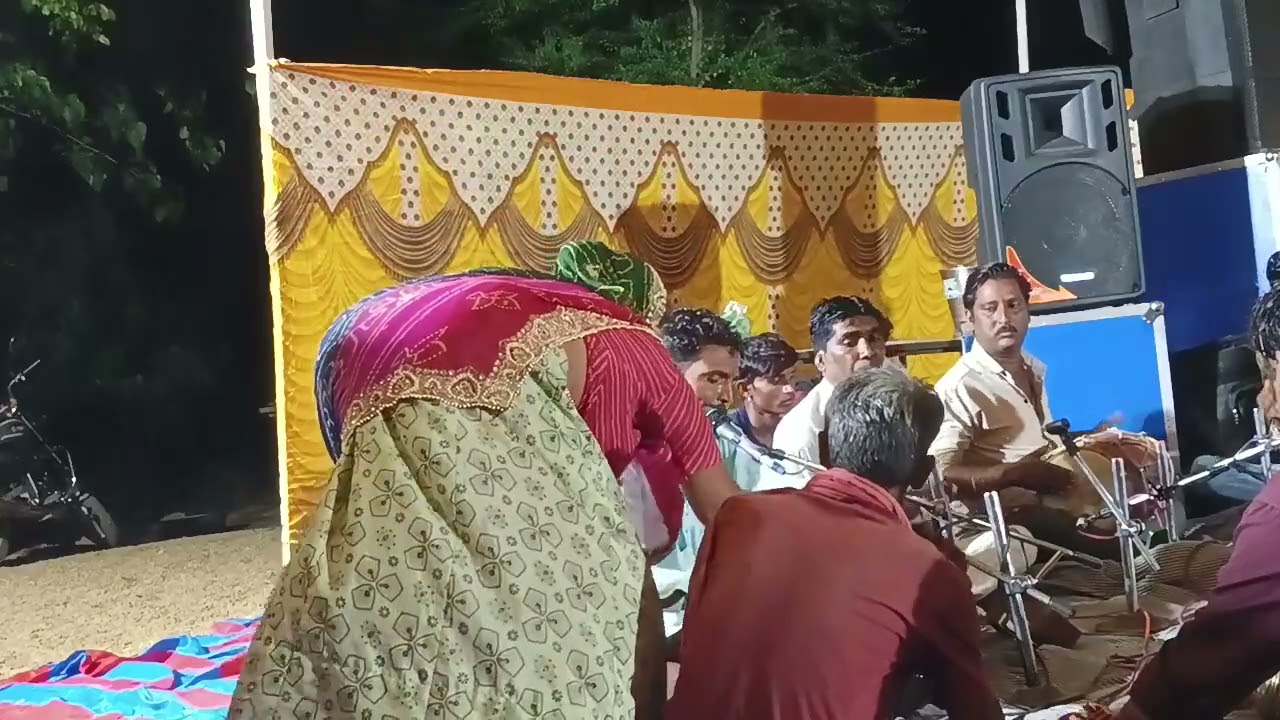 वारी जाऊ रे गुरा बलिहारी जाऊ रे भजन !!भजन गायक चंदाराम कालंद्री  !! (प्रवीण डीजे साउंड कालंद्री)