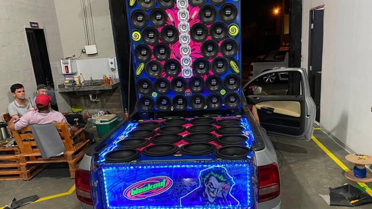 SAVEIRO COM 16 SUB EVOK AUDIO E 32 MÉDIOS - BLACKOUT = ILOVEBASSBR