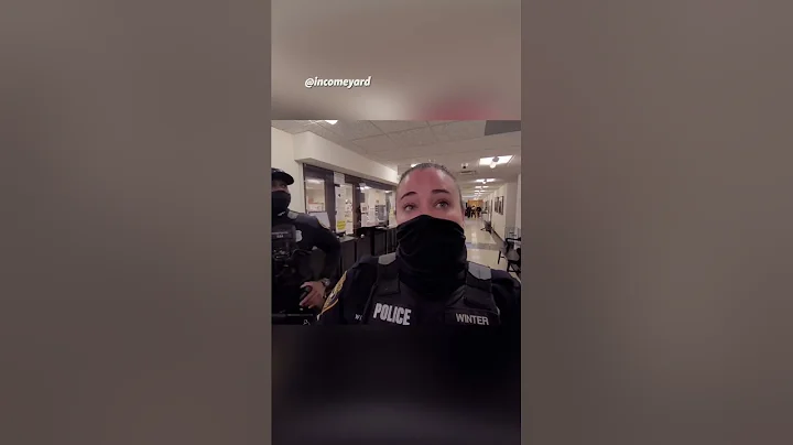 Female Cop Abuses Power on Wrong Citizen 😂