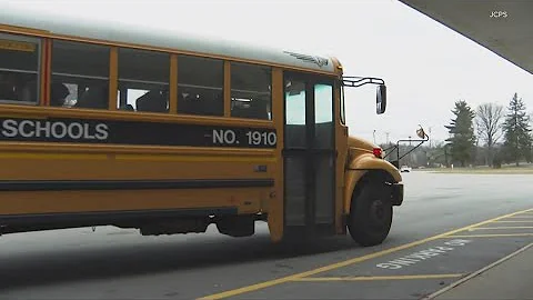 JCPS reveals proposed school start times