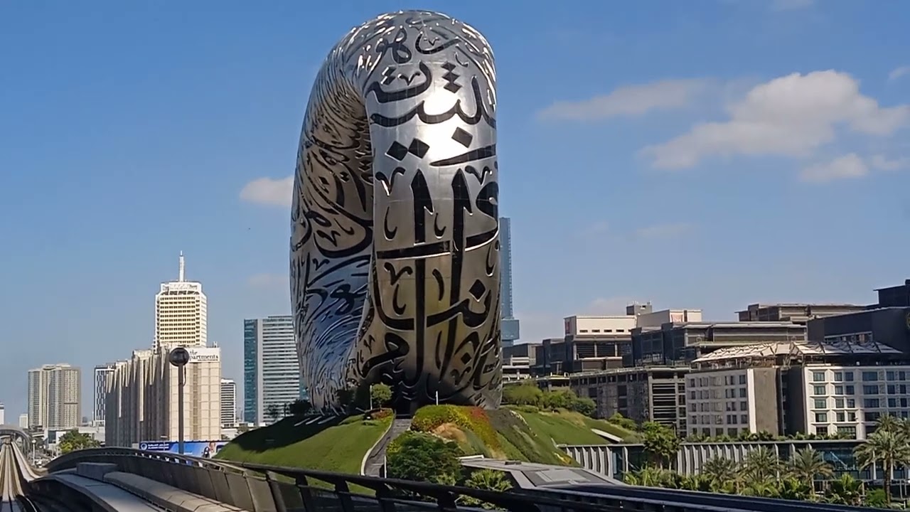 Dubai 🇦🇪 Metro Train Journey 2024 || Financial Centre To ADCB [Redline] Centrepoint Metro station
