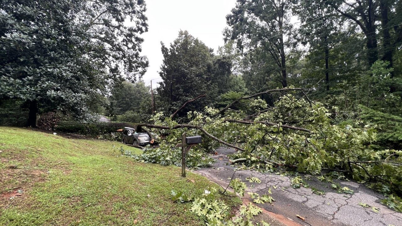 Storms leave behind trail of damage in Cobb County - YouTube