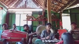 Download Lagu Lancaran Sluku-Sluku Bathok Laras Slendro Pathet Sanga MP3