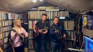 'Stuck In The Middle With You' By Stealers Wheel Cover With Amy Slattery & Gerry Slattery