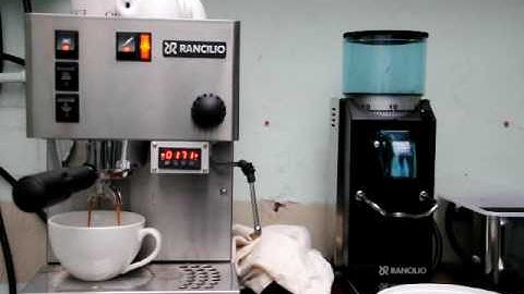Rancilio Silvia with pre-infusion PID