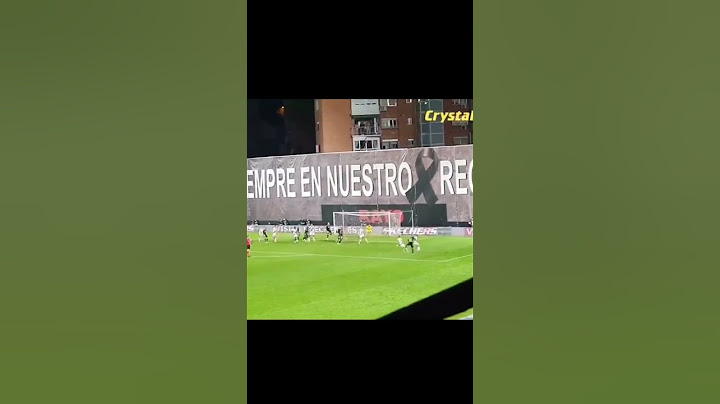 valverde's moment rayo vallecano when he threw the ball over the balcony