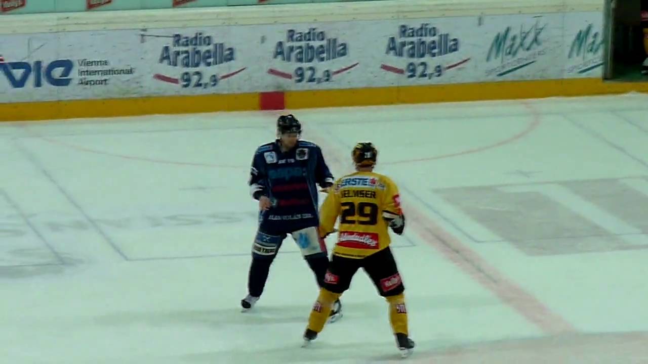 Vienna Capitals vs SAPA Fehervar AV19 (05.02.2010) - Fight: Sean Selmser vs Andras Horvath + Brawl