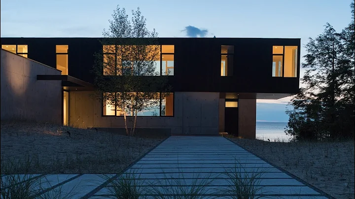 William Kaven designs house on Lake Michigan for bracing weather