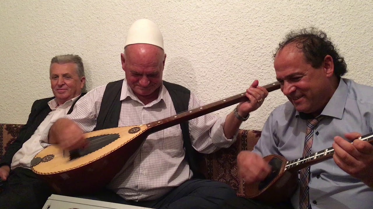 Halil Bytyqi & Afrim Gashi nej perqefi ne Reçak