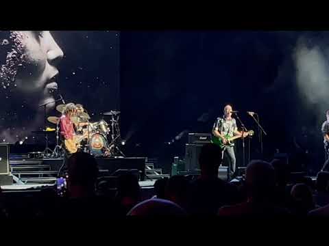 LIVE Performs SELLING THE DRAMA Another Giant Hit from Throwing Copper at the Tampa AMPA 8/28/2024