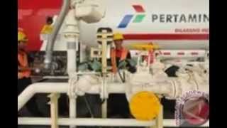 Single Terbaru - Harga Bbm Turun Premium Rp7600 Liter Solar