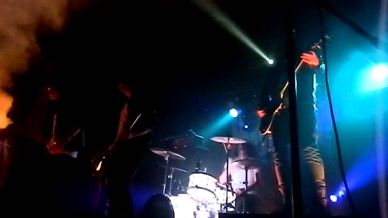 We Butter The Bread With Butter "Superföhn Bananendate" Live Kraków