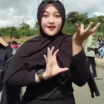 cewek cantik slow motion tiktok #shorts