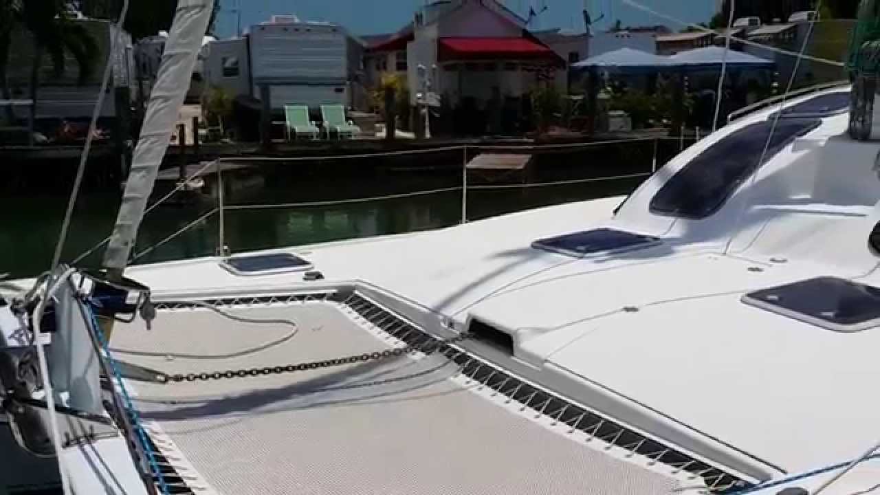 LOUS CHANGE LAGOON 37