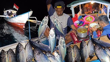 Mancing, Masak & Makan diatas Perahu di tengah laut 