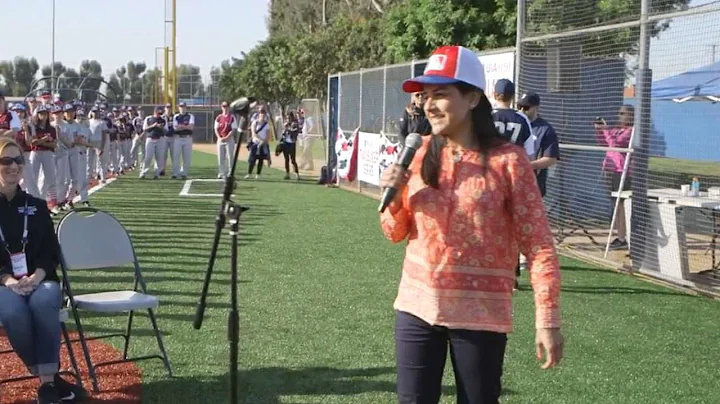 Congresswoman Barragan introduces Trailblazer Series