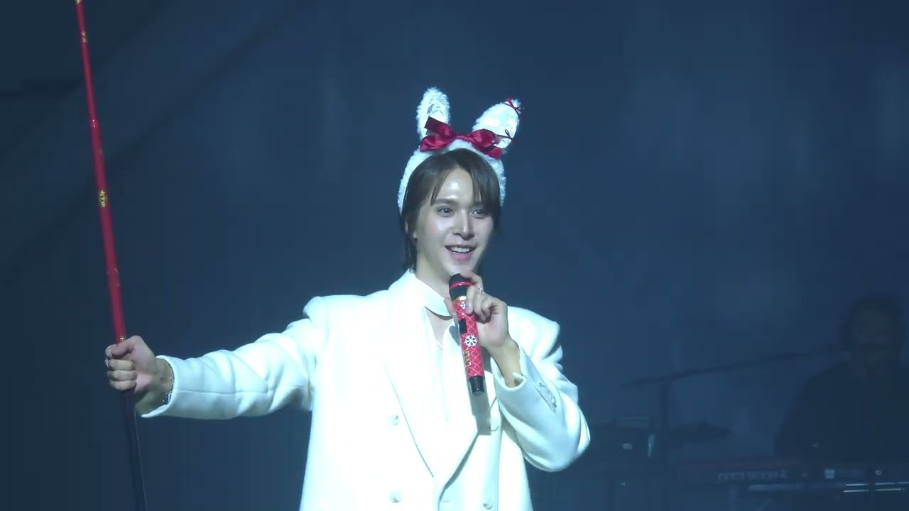 251214 손동운 멘트 4 이번엔 스탠드 자랑 타임 + 겨울 사연 (조명이 어두워서 글씨가 잘 안보이는 이슈(?)) | SON DONGWOON LIVE 2025 [Ever+]