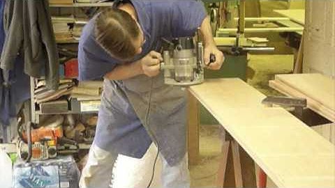 The building of the large Chi Phi library table - Part 2