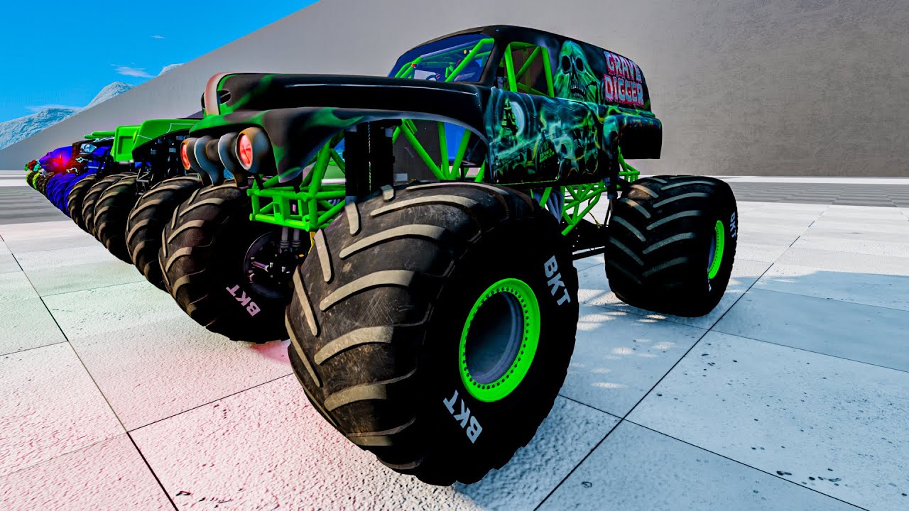 Monster Truck Grave Digger, El Toro Loco, Blue Thunder Monster Jam High Speed Crash #4