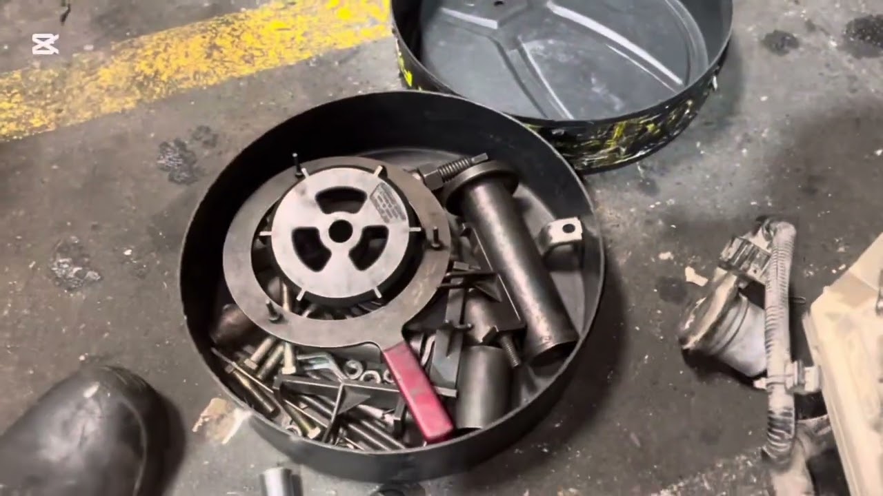 Cómo instalar horquillas y embrague de cambio de caja  automática Ford FIESTA, ECOSPORT, FOCUS 