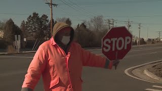 88-year-old crossing guard in Deerfield retires after two decades