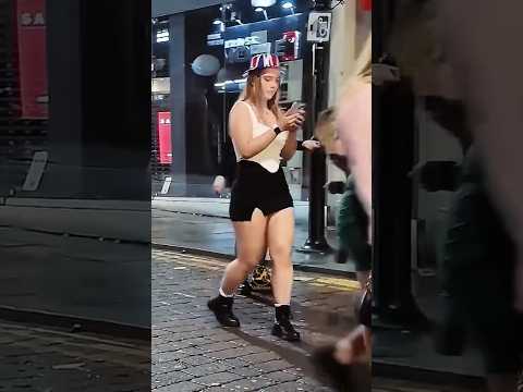 الحياة الليلية للسيدات العازبات في ليفربول بعد منتصف الليل  الحياة الليلية 