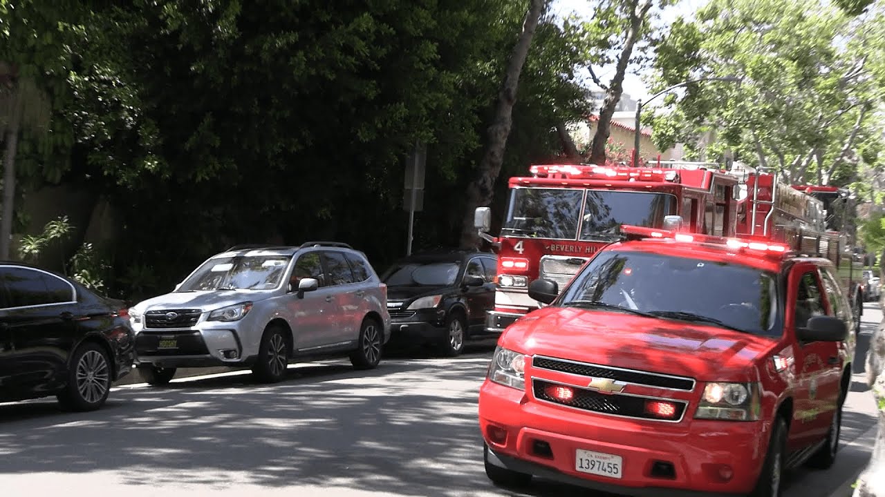 Beverly Hills Engine 3, Rescue 1, and Truck 4 responding - YouTube