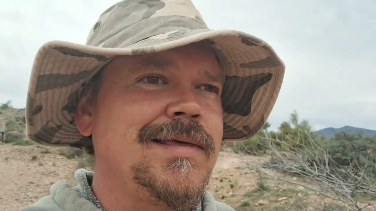 Exploring For Gold In Arizona (Hiking)