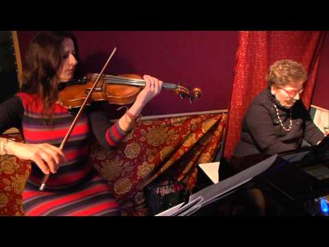 Maria Angela Weir  &  Anna Kostyuchek - Gounod's Ave Maria