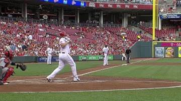 STL@CIN: Bruce drives in Phillips on double to left