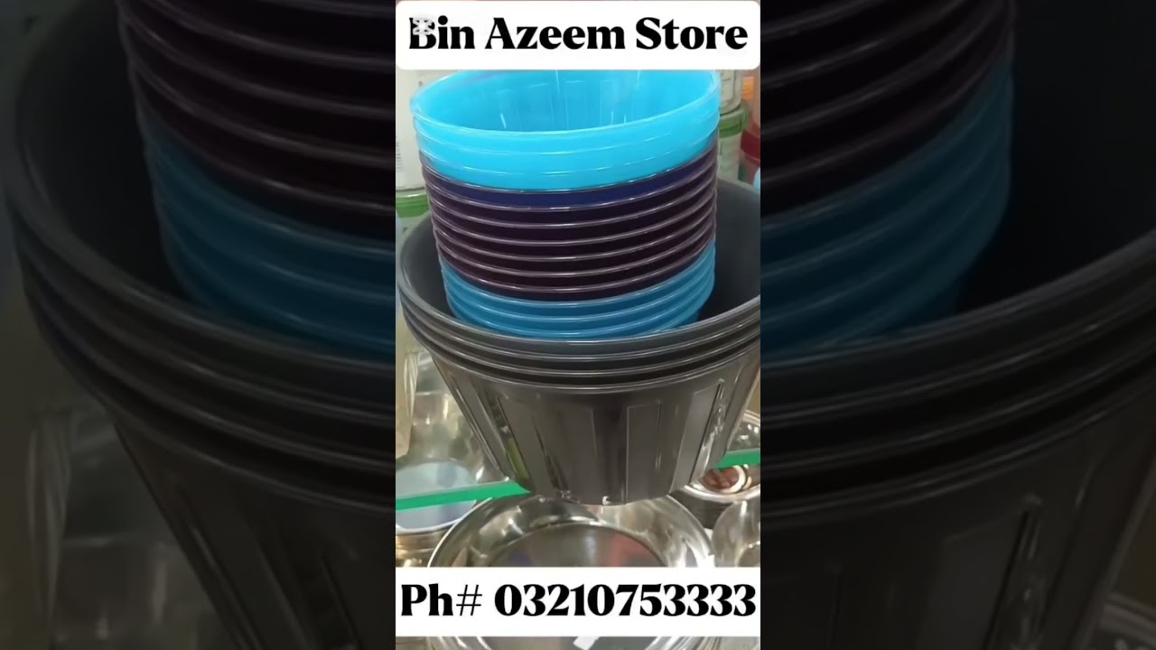 🥣 Lightweight plastic bowls, perfect for everyday serving and storage.