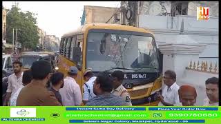 lady dies in a school bus accident at miralam mandi in mirchowk ps limits oldcity || Hyderabad