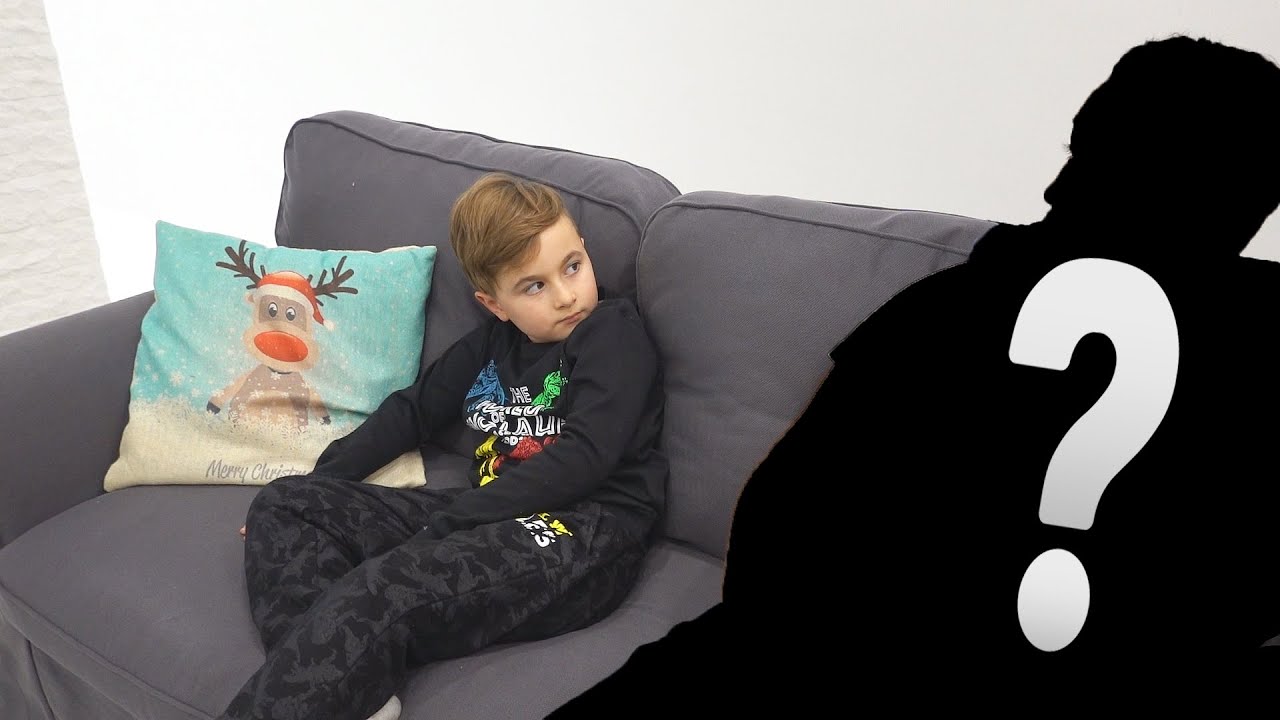 Oaspete Nepoftit cu Traiul