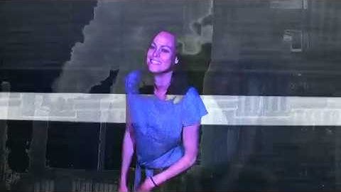 - Rowine - LIVEPERFORMING