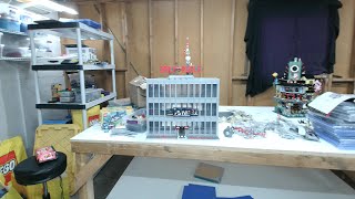 MOCing out and Combining 2 Lego Marvel's Daily Bugle set #76178 Part 8
