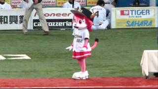 20111012うなずきまくるバファローベル＠京セラ