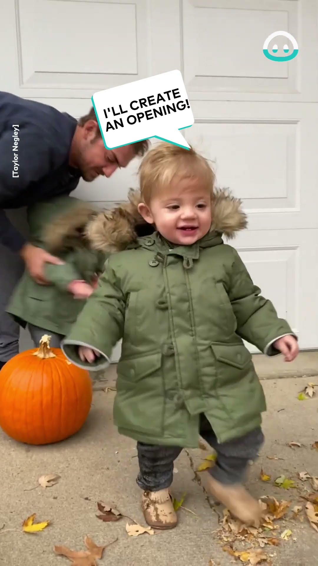 Toddlers Have Troublesome Time at Photoshoot || ViralHog