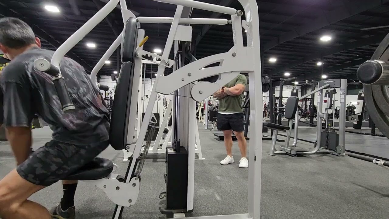 Nautilus Nitro Plus Vertical Chest S5VC