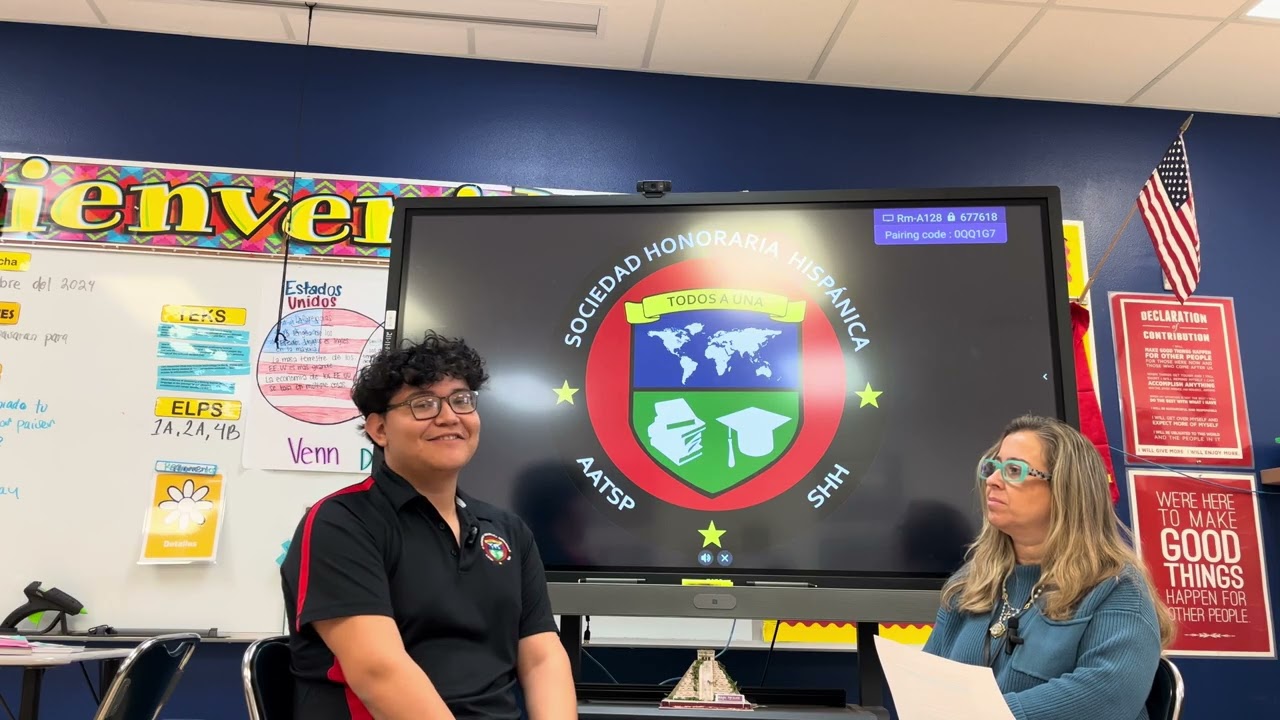 JOSEPH ADAMS SENIOR SCHOLARSHIP Dr. Juliet V. Garcia Capitulo