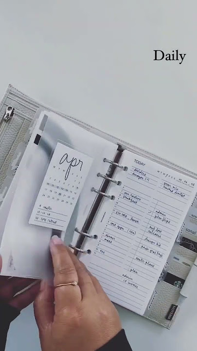 Flip Thru of My Louis Vuitton MM Personal Size Planner Setup 