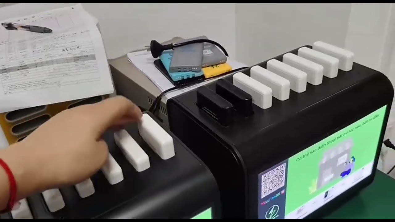 🔋✨ 【LIGHTNING New Product Launch | SD-E08-3 Desktop Sharing Charger】