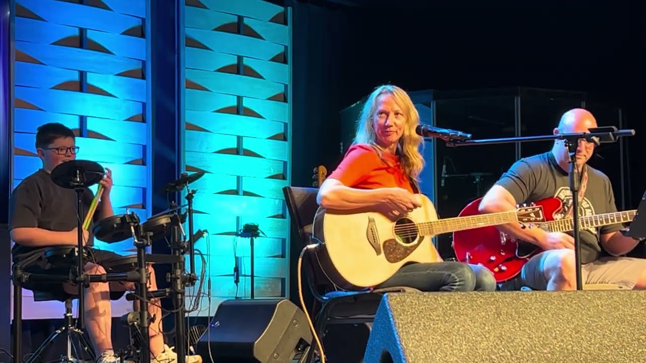 The Longing Part, live performance