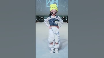 #catwalk #childmodel #fashion #kidsmodel #fashionshow #shorts